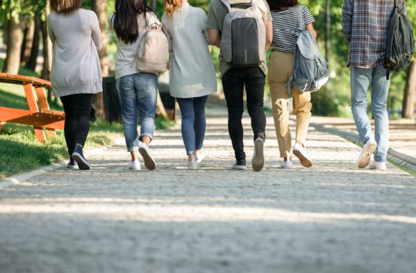 캐나다 대학들 '글로벌 유학 선호도' 순위 추락 - CKNNews 이미지