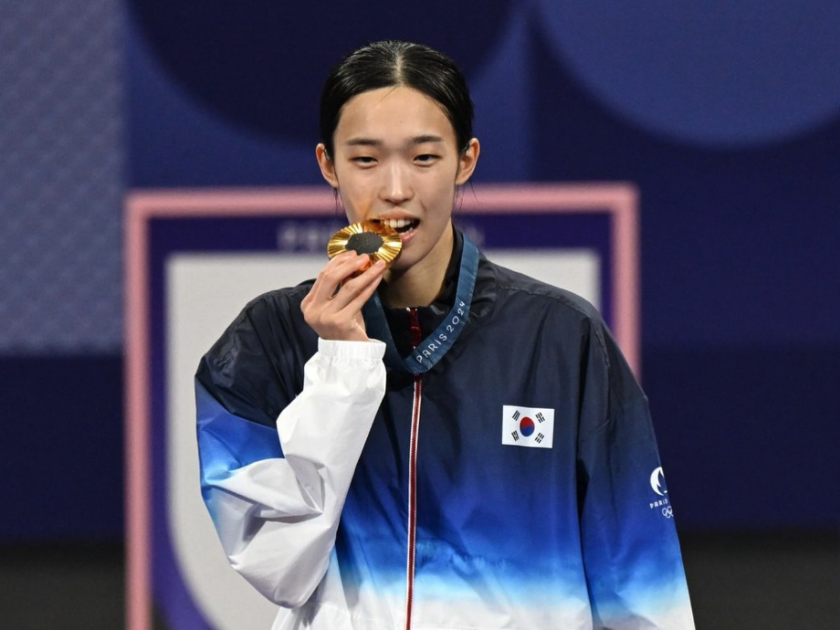 파리에서 울린 애국가, 한국 "태권도 종주국 자존심 지켰다" - CKNNews 이미지