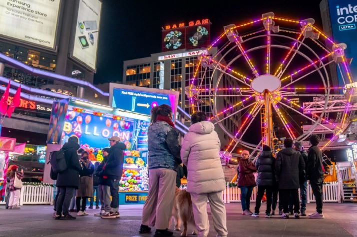 토론토 겨울가족 축제, 산코파 스퀘어 ‘윈터 글로우’ 개최 - CKNNews 이미지