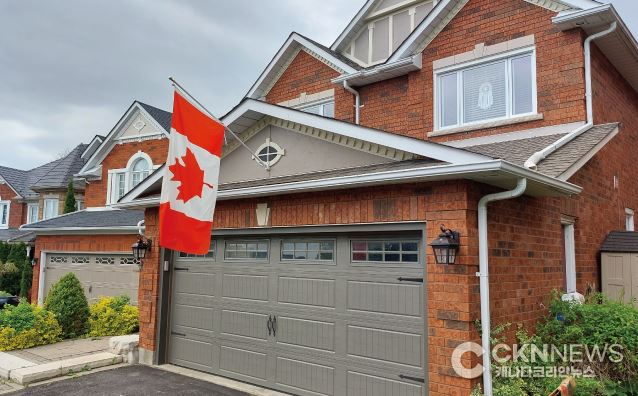 GTA 주택시장, 9월 거래 8.5% 증가…평균 집값은 하락세 지속 - CKNNews 이미지